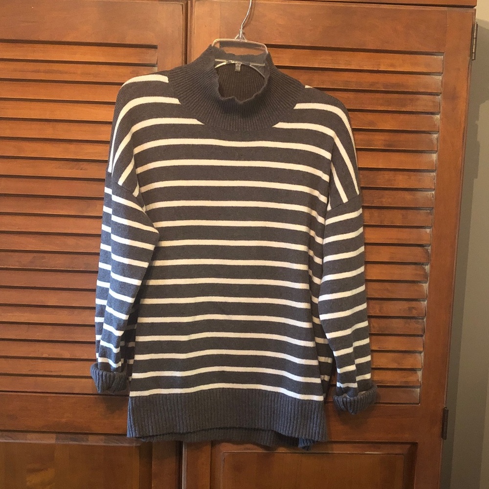 Banana Republic sweater